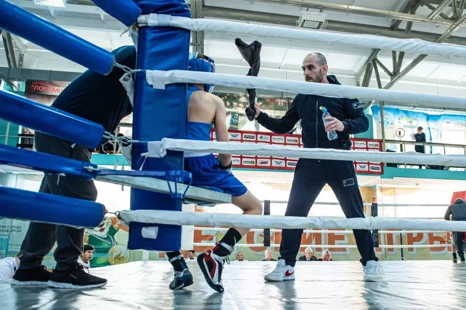 Настоящего мужчину видно с юных лет.