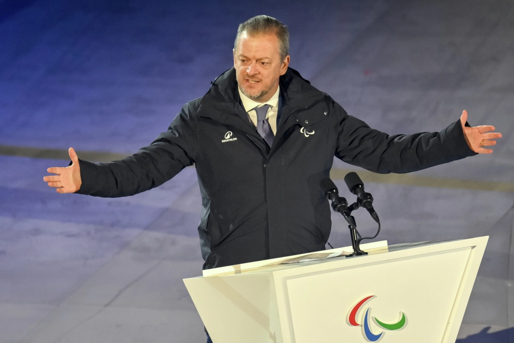 Эндрю Парсонс.