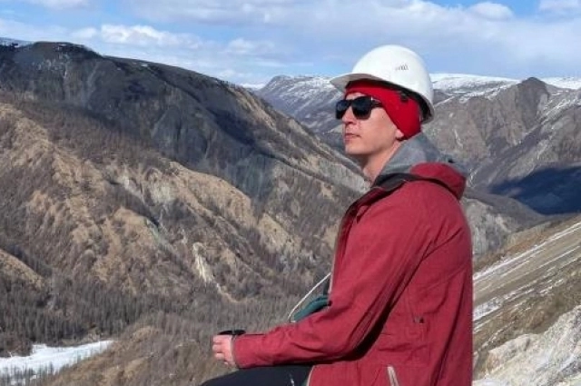 Виктор Дороженко упомянут в записке выживших туристов, которые добрались до кафе и сообщили о трагедии.