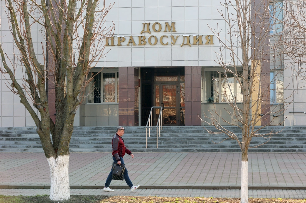 Здание Алексеевского суда Белгородской области, где проходит заседание суда по&nbsp;делу актера Михаила Ефремова, приговоренного к&nbsp;7,5 годам в&nbsp;колонии общего режима за&nbsp;ДТП, повлекшее смерть человека.