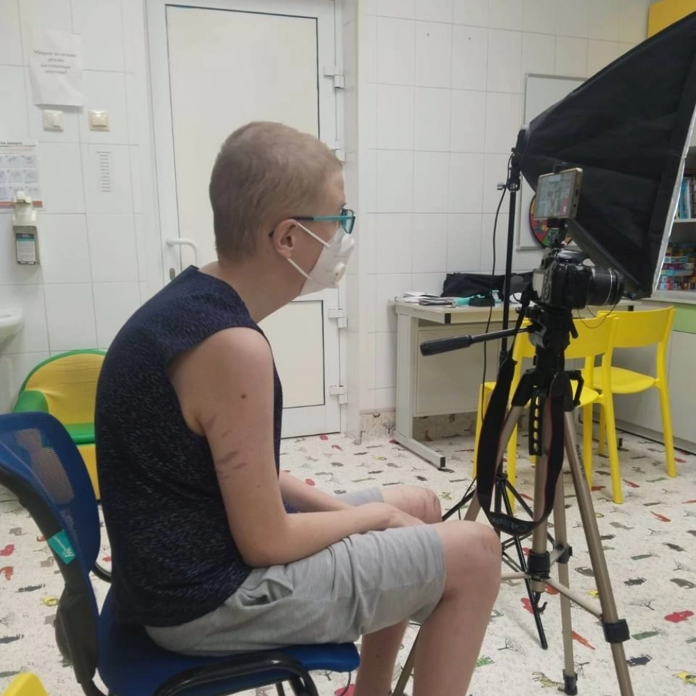 Тимофей во время съемок. 