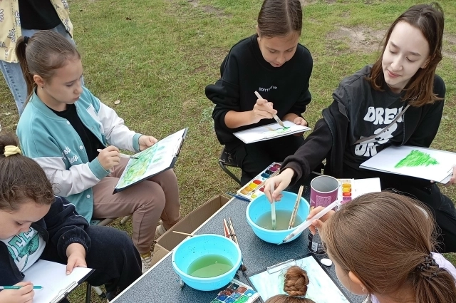 На «Окраине» каждый мог найти дело по душе.