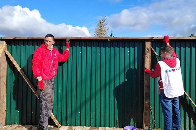 Волонтёры ВИЗ-Стали провели акцию помощи приюту для животных