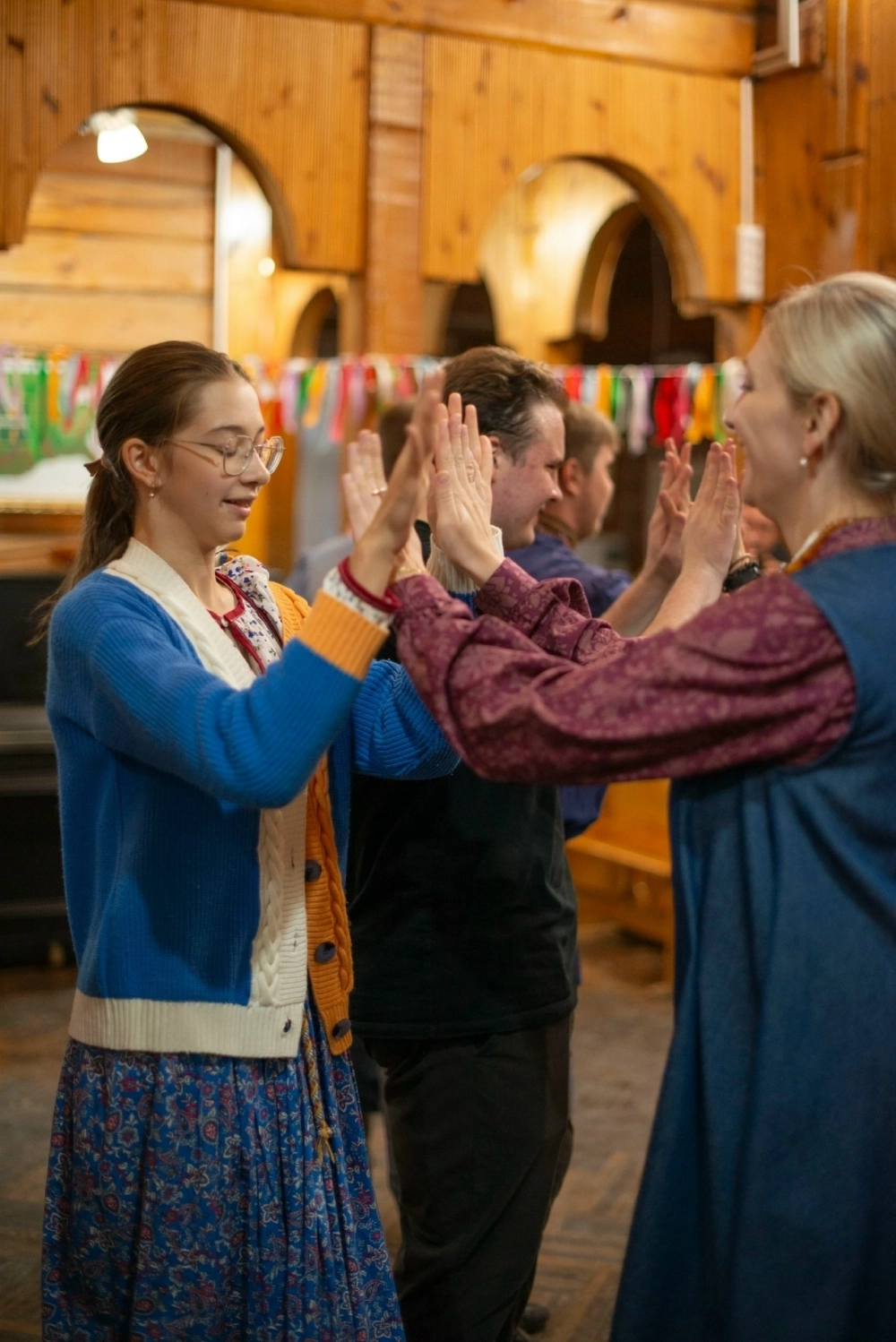 Самые масштабные и любимые, конечно, вечёрки. 