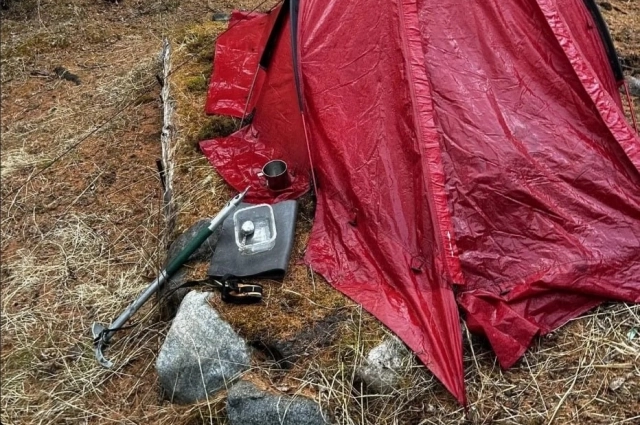 Лагерь туристов во время подъёма.