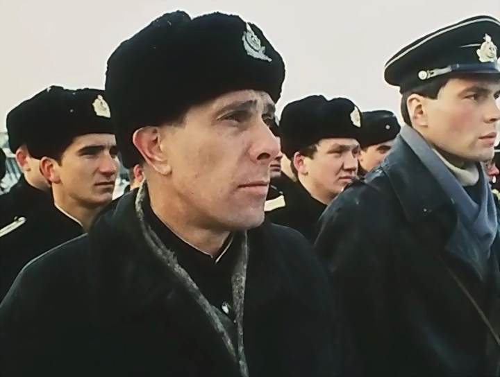Андрей Болтнев (крупным планом) в фильме «Торпедоносцы», 1983 г.