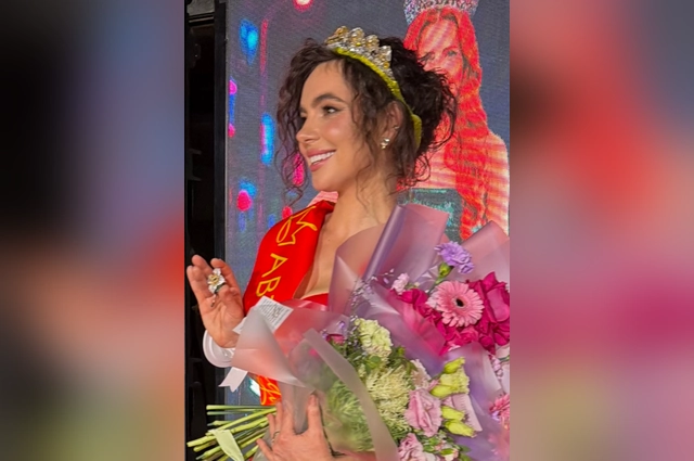 Надежда - профессиональный косметолог.