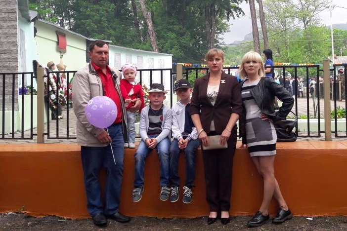 
 Малолетние звери. Два подростка запытали многодетную мать до смерти    