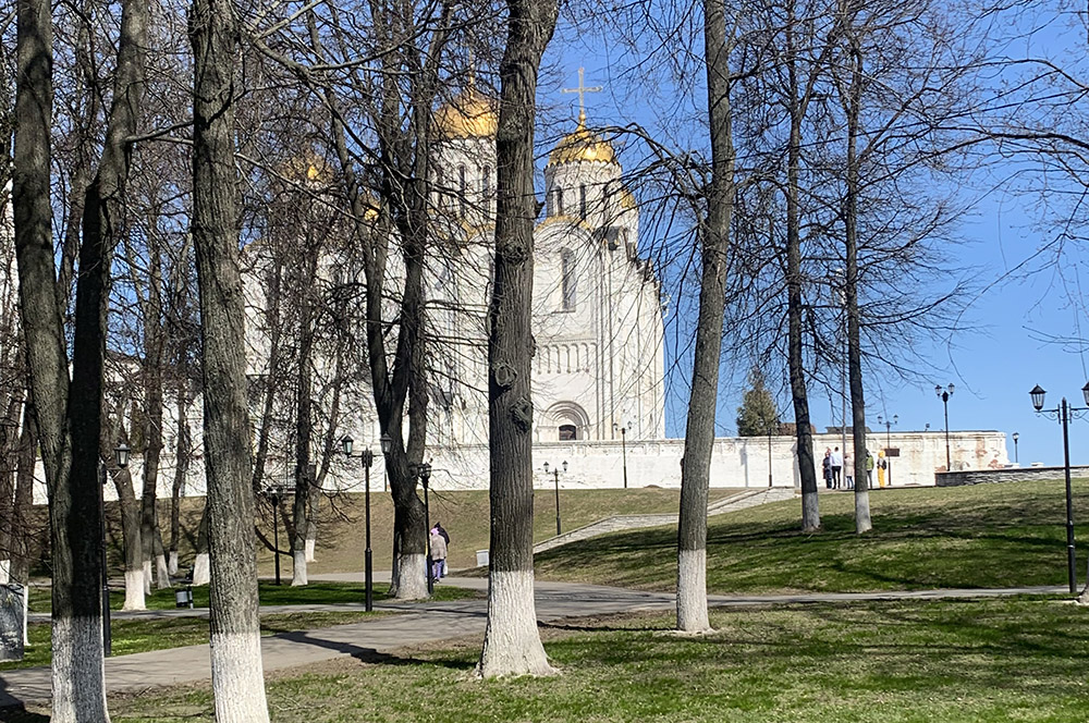 Пасхальное дерево во Владимире,  Успенский собор