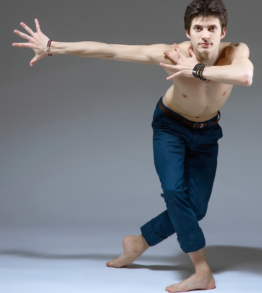 Олег Ивенко танцует в Казани с 2010 года.