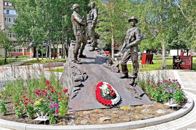Памятник воинам – участникам локальных конфликтов.