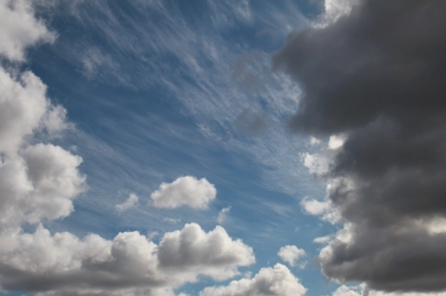 13 декабря следует присмотреться к облакам.