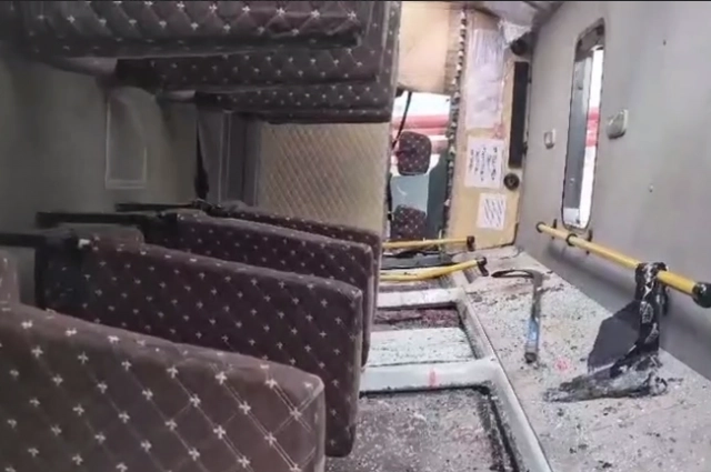 Перевёрнутая маршрутка на Академическом мосту