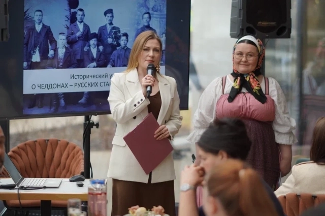Организатор мероприятия Лидия Носова и эксперт вечера Оксана Климерова.