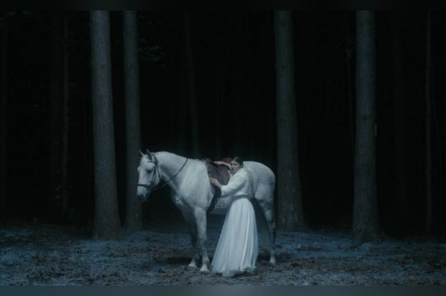 Премьера фильма намечена на 7 мая.