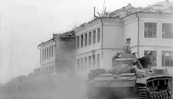 Школа № 41 пережила Сталинградскую битву.