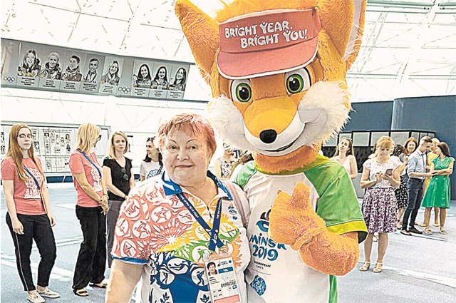 «Я вот только что была в Белоруссии на Европейских играх. Там были 81- и 91-летние волонтёры!»