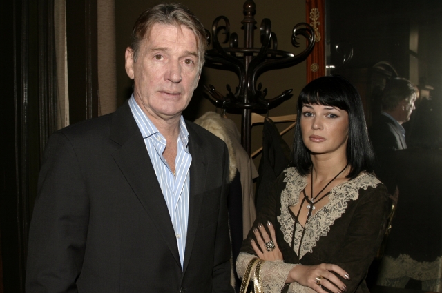 Александр Абдулов и Юлия Мешина.