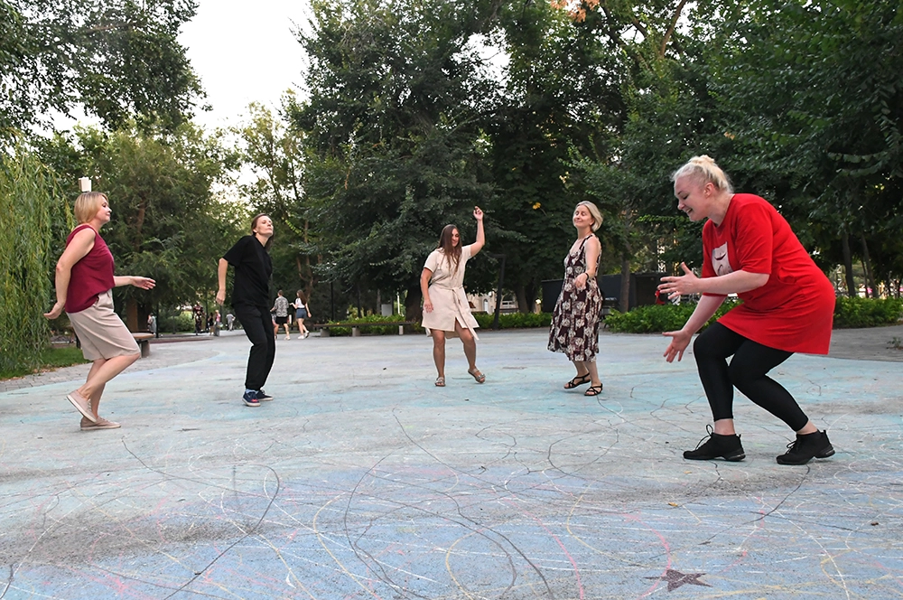 Занятия можно посещать бесплатно.