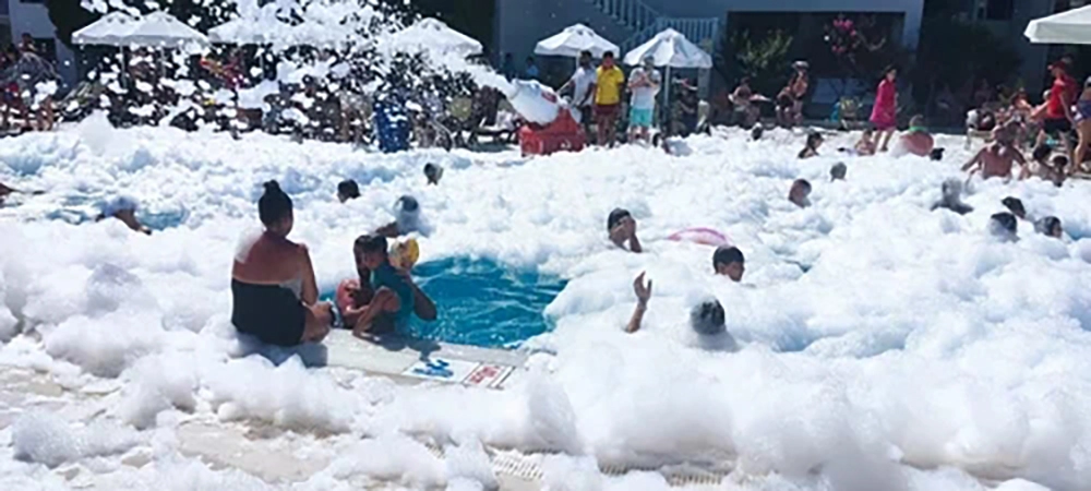 В телефоне — фото незнакомца. Новые подробности пропажи россиянки в Турции
В телефоне — фото незнакомца. Новые подробности пропажи россиянки в Турции