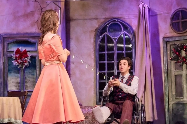 Между молодыми людьми не могла не возникнуть симпатия.