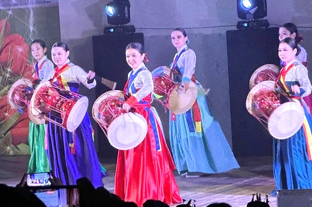 «Хвасон» – самый популярный в Волгограде коллектив корейского танца.