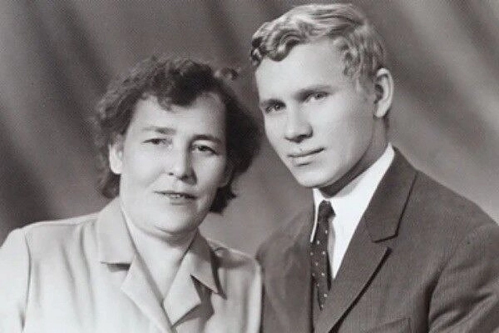 Эугениуш с мамой Зинаидой.