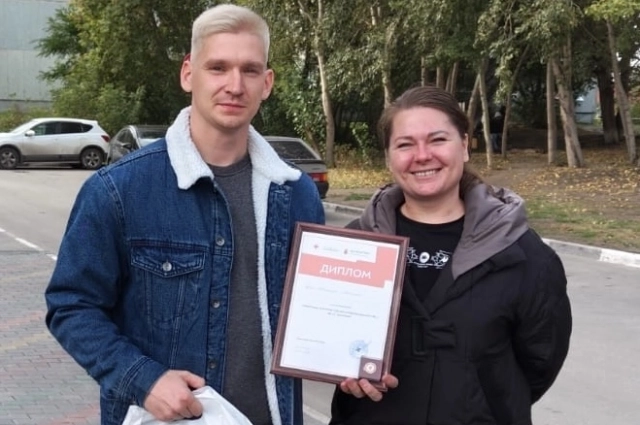 В 2024 году Александру присвоили статус Почётного донора России