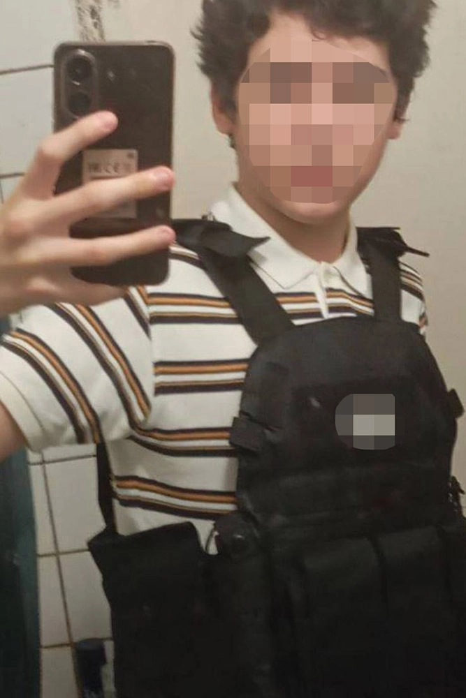 Фото нападавшего.