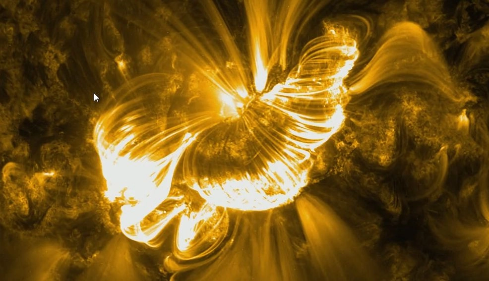 Вспышки на Солнце оказывают влияние на магнитосферу Земли.