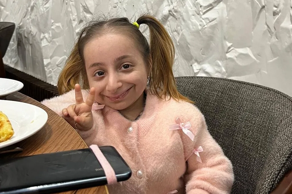 Раяна очень любит прогулки и шопинг.