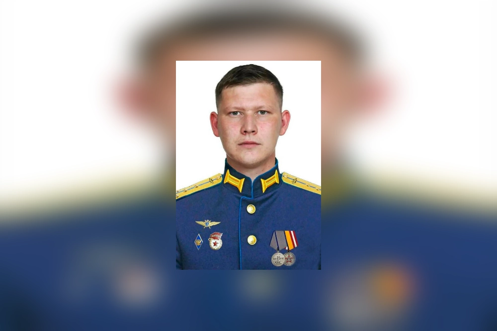 Гимранов с детства увлекался самолетами.