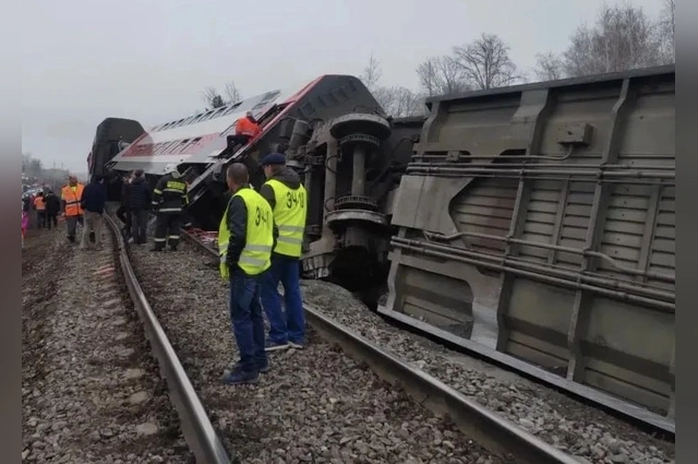 Последствия аварии уже ликвидируют.
