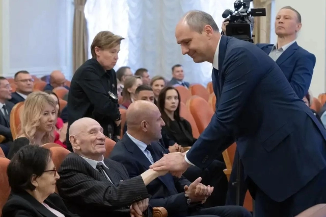 Нейрохирург Семён Спектор отметил 90-летие в Екатеринбурге