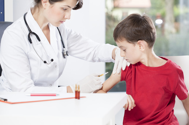 Прививка, вакцинация, ребенок