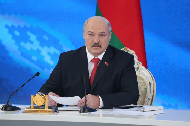Президент Белоруссии Александр Лукашенко на пресс-конференции в Минске. 