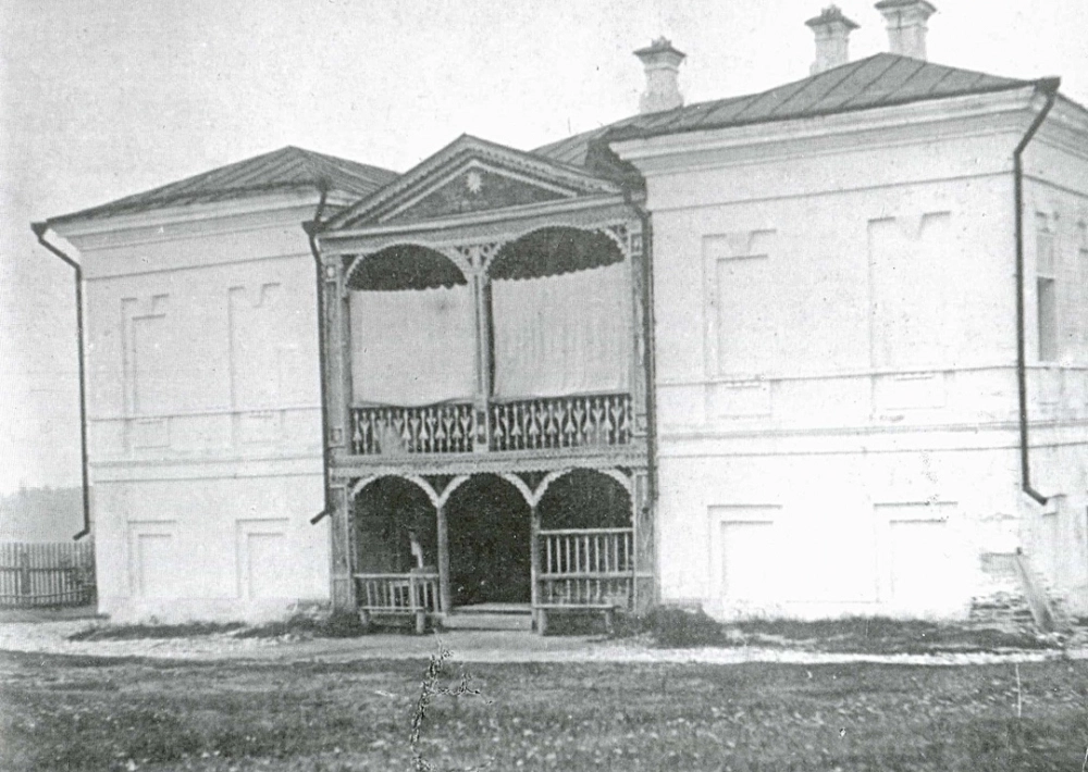 Имение в деревне Алексеевка.