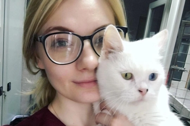 ,В приюте, который основали макть и дочь, живут 168 кошек,65 собак и два енота.