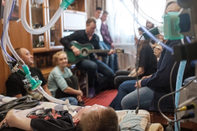 Пермские музыканты приезжают к Антону домой.