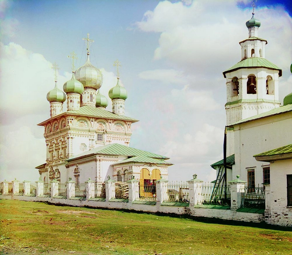 Храм Св. Николая Чудотворца с запада. Ныроб. 1912 г., май.
