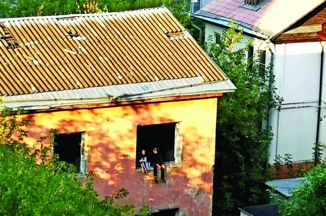 Заброшенный дом на улице Малая Самара.