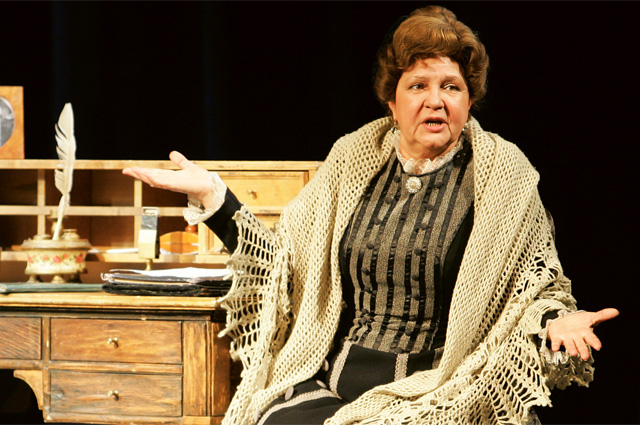 Российская актриса Лариса Кичанова в&nbsp;спектакле Государственного Академического Малого театра «На&nbsp;всякого мудреца довольно простоты».