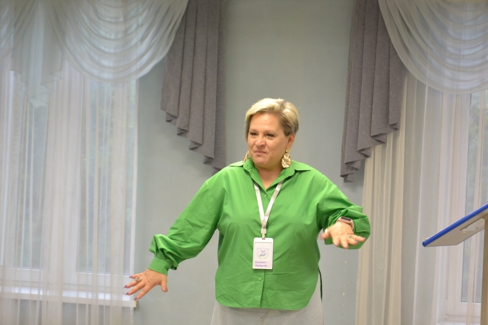 Актриса Екатерина Медведева много лет работает с людьми, имеющими ОВЗ, и считает их самыми искренними.