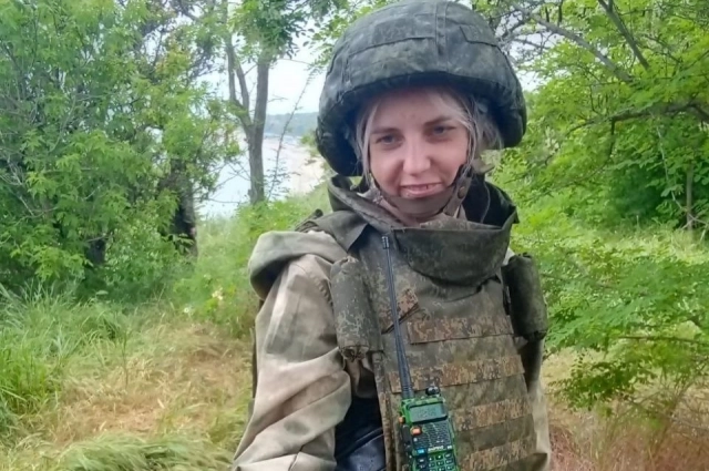 Прилёты в зоне СВО - не редкость, поэтому всегда приходилось носить на себе бронежилет и каску.