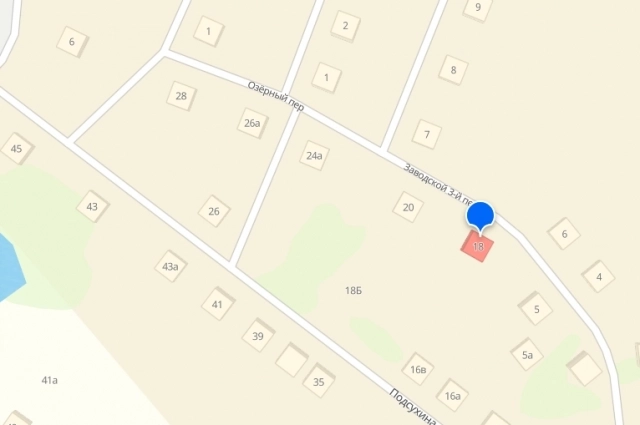 Дом, в котором случился взрыв отмечен флажком, в доме № 7 на северо-западе от него произошло возгорание, в домах № 43 и 43а по ул. Подсухина, где также случился пожар, в огне погибли люди.