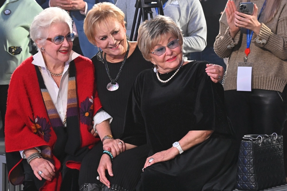 Диктор Центрального телевидения Гостелерадио СССР Анна Шатилова, телеведущие Татьяна Судец и Ангелина Вовк.