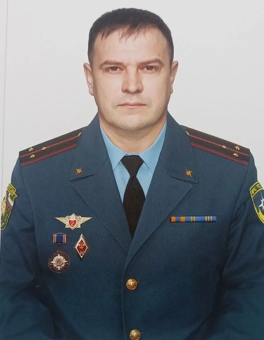 Начальник караула шестой пожарно-спасательной части Сергей Куценко.