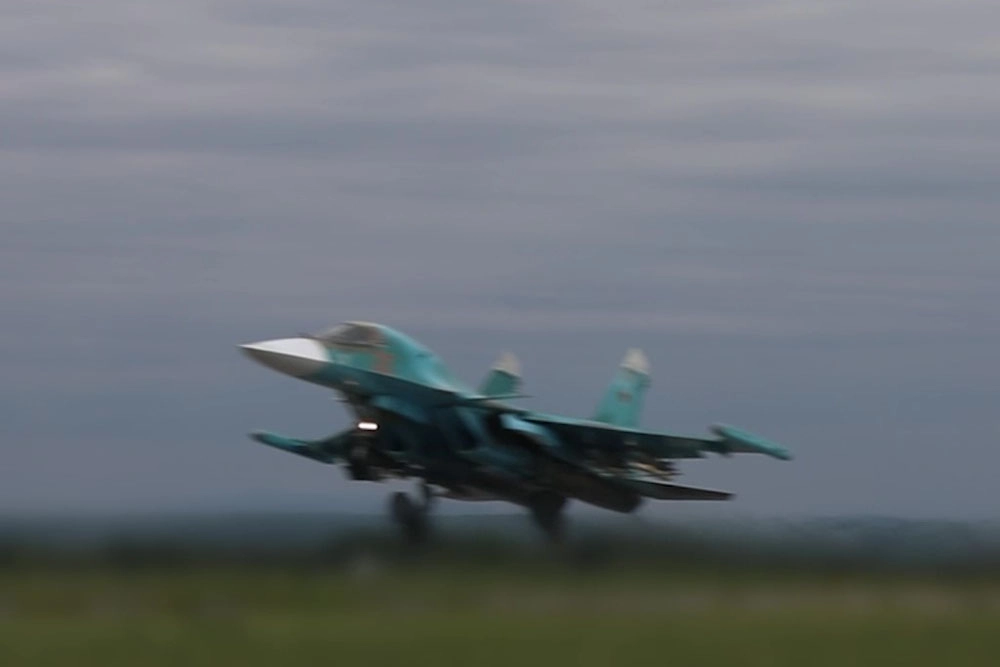 Точный удар российского Су-34 по боевикам ВСУ