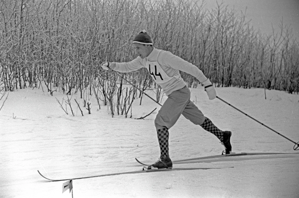 Лыжник Павел Колчин.