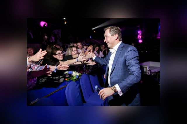 Основатель пирамиды Роман Василенко.